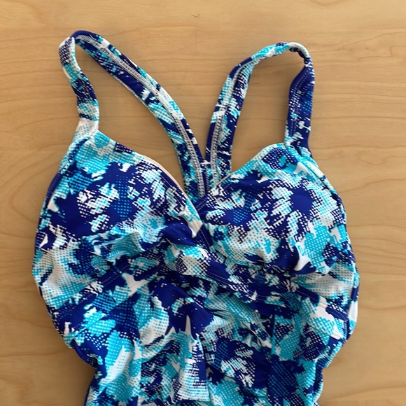 Maternity THYME Swimsuit XS - Picture 2 of 4